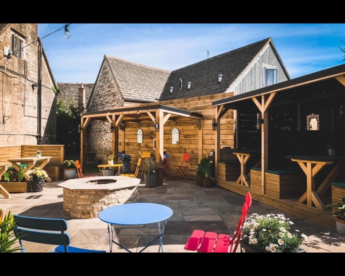 The Rose & Crown Farmhouse Kitchen Nympsfield Bagian luar foto